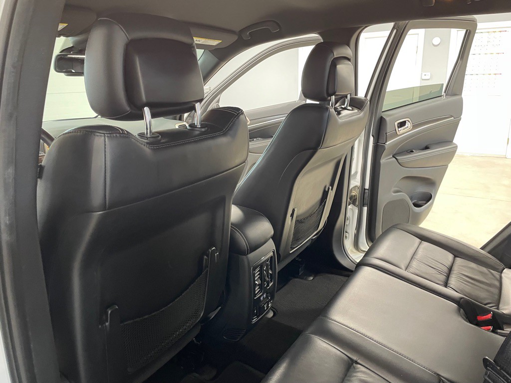 2015 Jeep Grand Cherokee Image 14