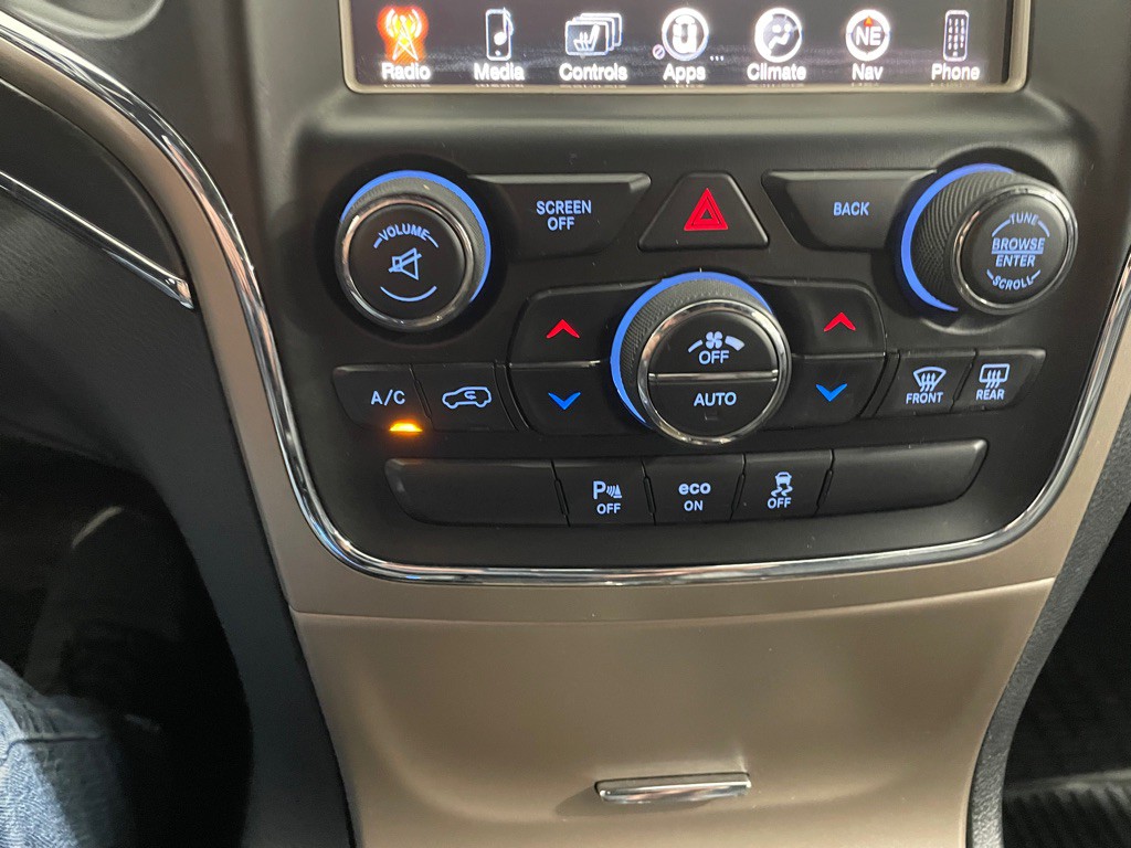 2015 Jeep Grand Cherokee Image 34