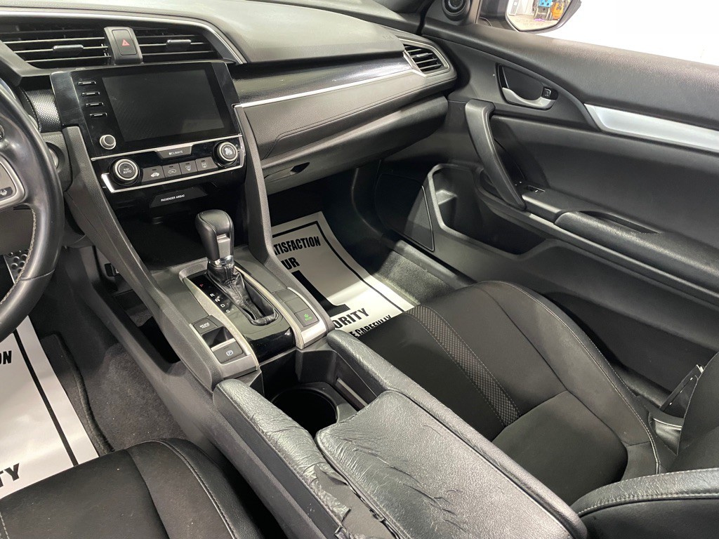 2019 Honda Civic Image 21