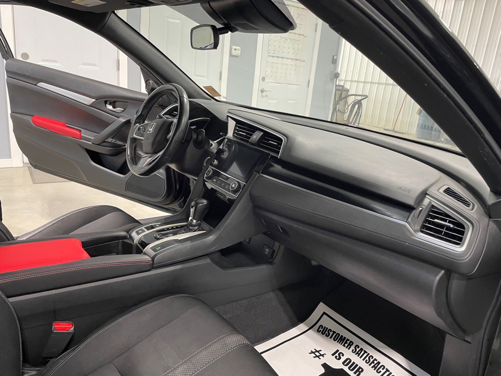 2019 Honda Civic Image 16