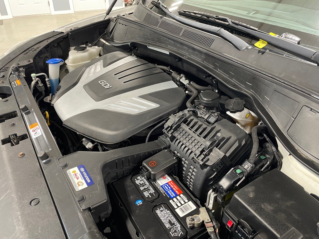 2017 Hyundai Santa Fe Image 39