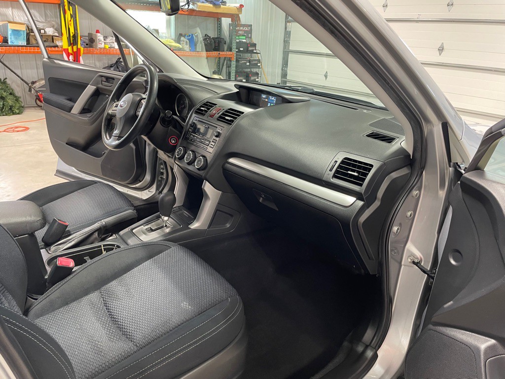 2015 Subaru Forester Image 22