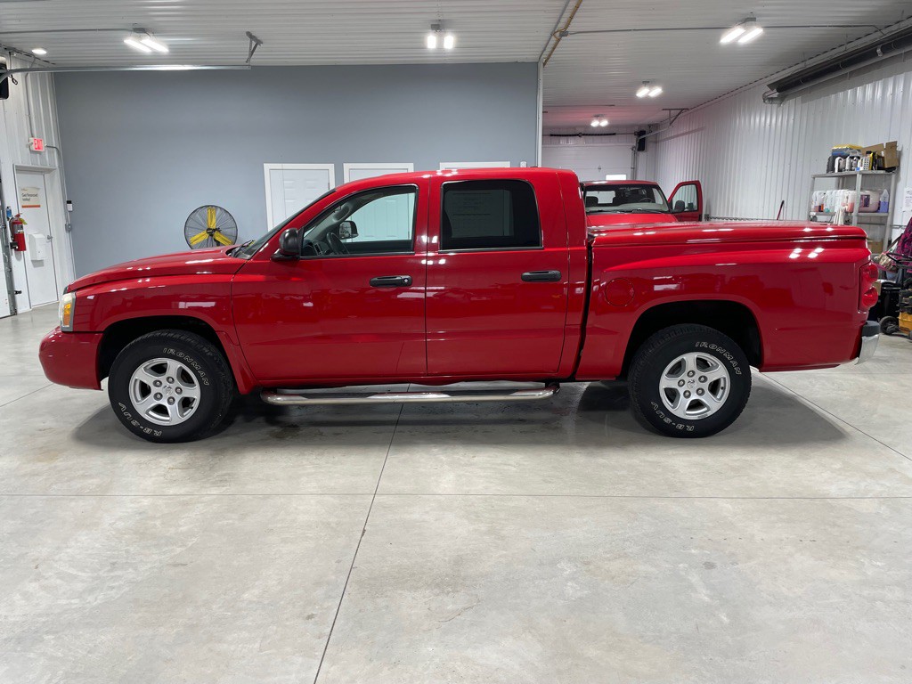 2007 Dodge Dakota Image 4