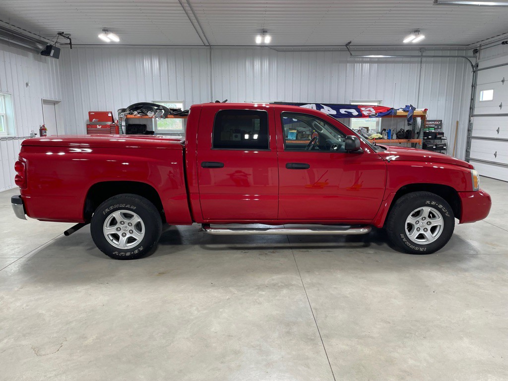 2007 Dodge Dakota Image 8