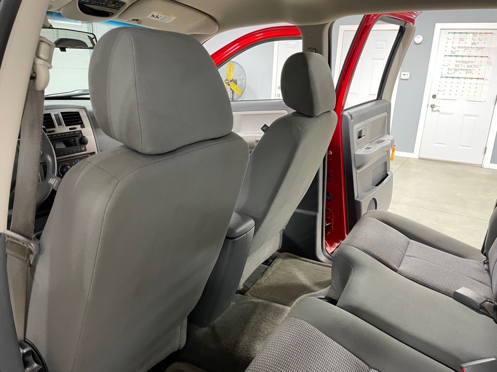 2007 Dodge Dakota Image 14