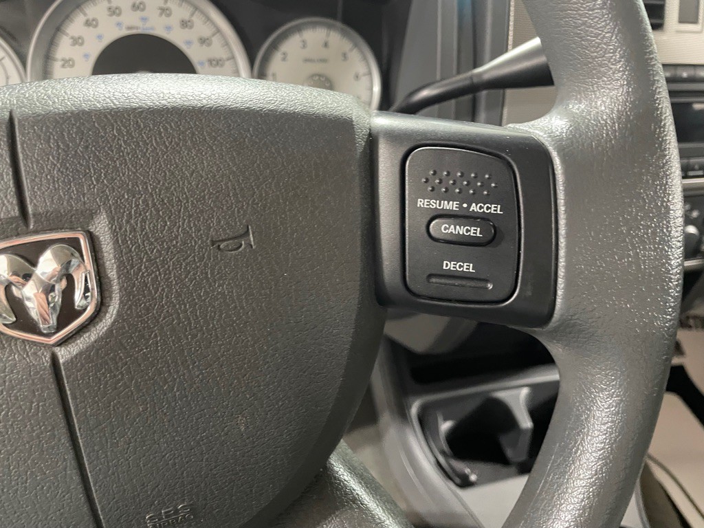 2007 Dodge Dakota Image 32