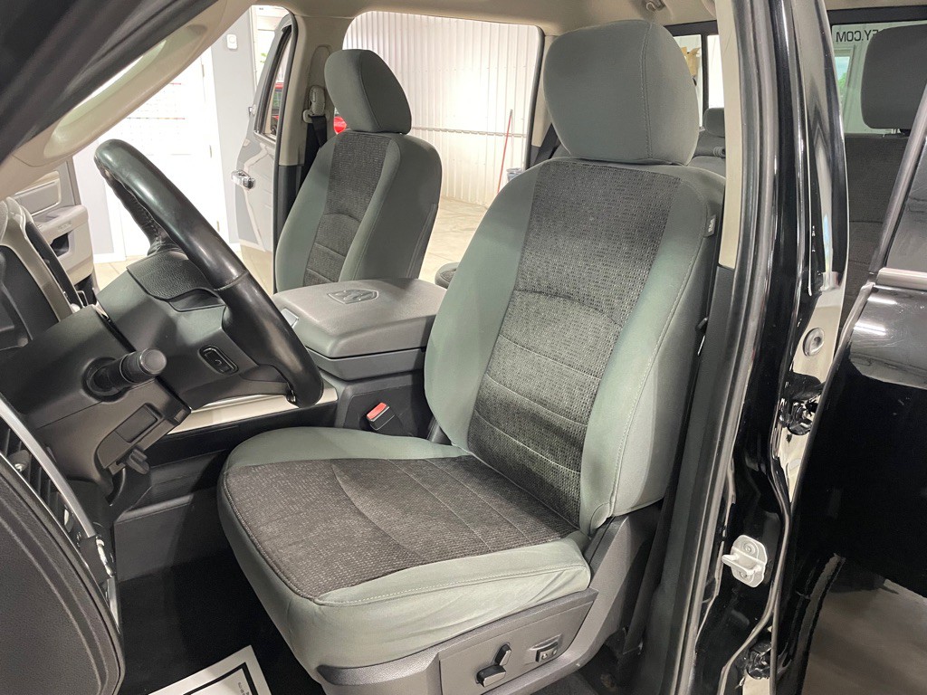 2014 RAM 1500 Image 10