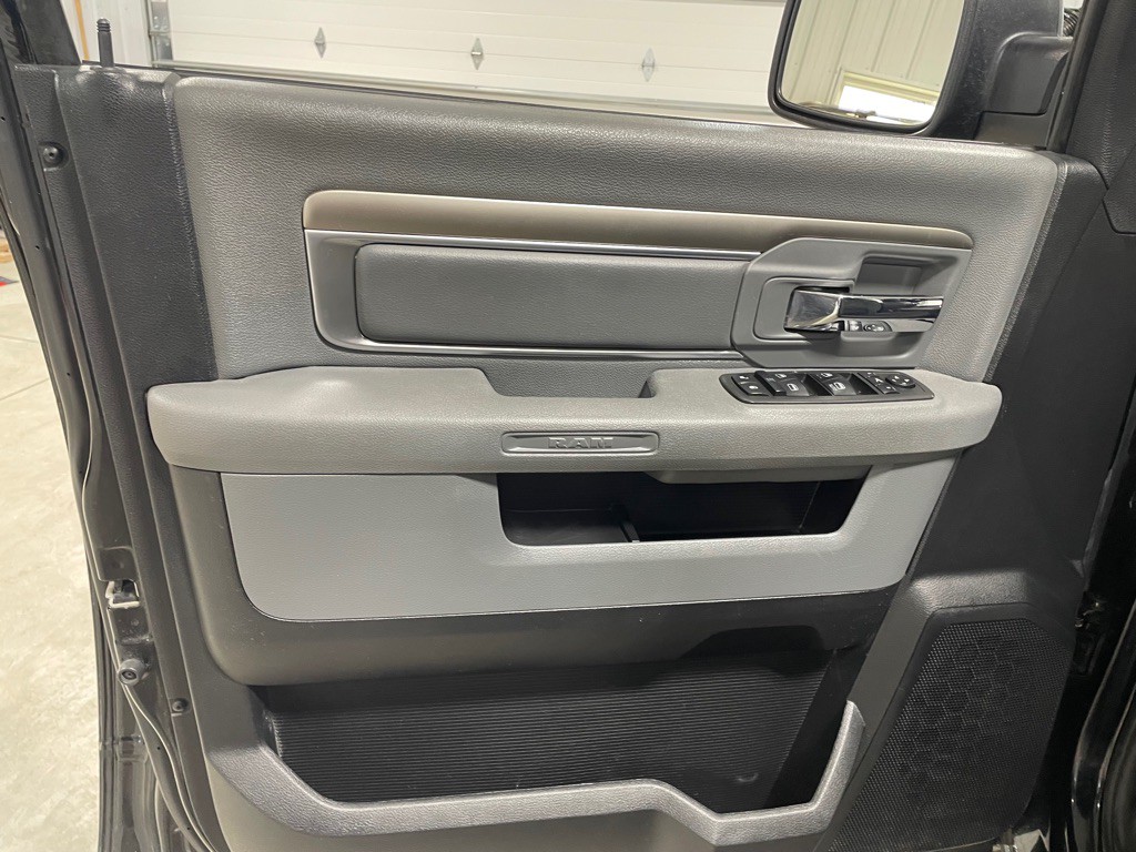 2014 RAM 1500 Image 13
