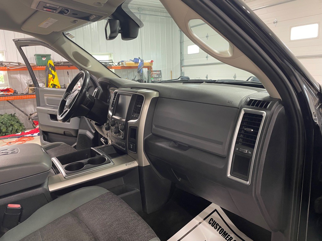 2014 RAM 1500 Image 23