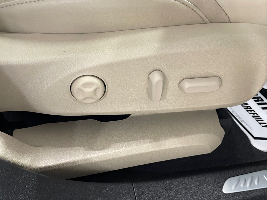 2019 Buick Envision Image 25