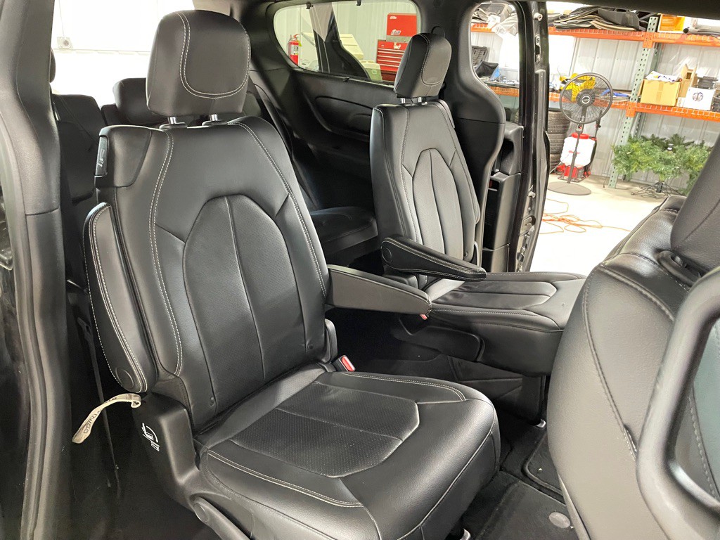 2020 Chrysler Pacifica Image 19