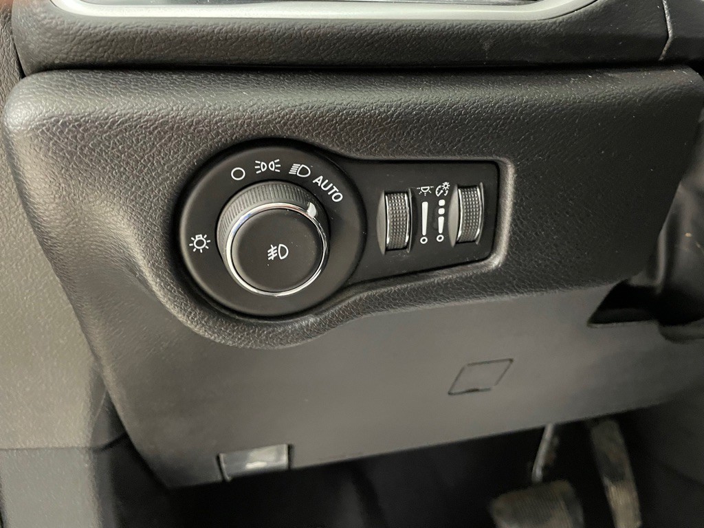 2020 Chrysler Pacifica Image 24