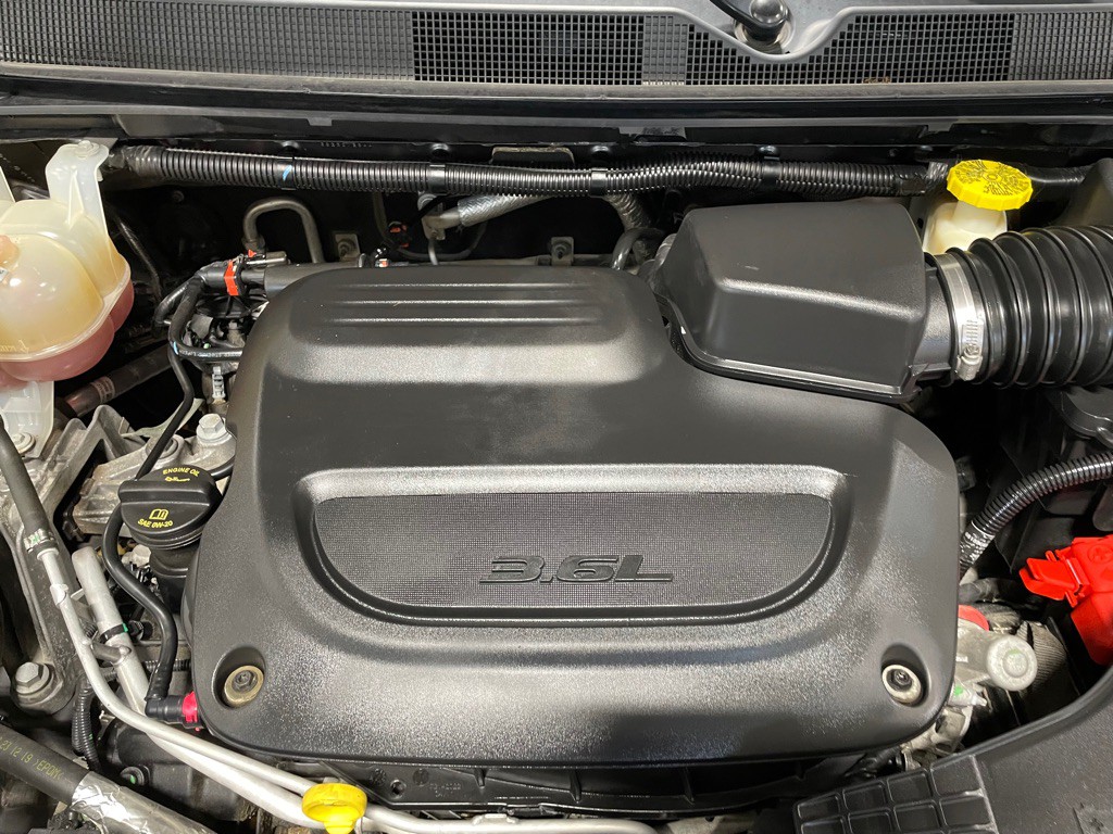 2020 Chrysler Pacifica Image 35