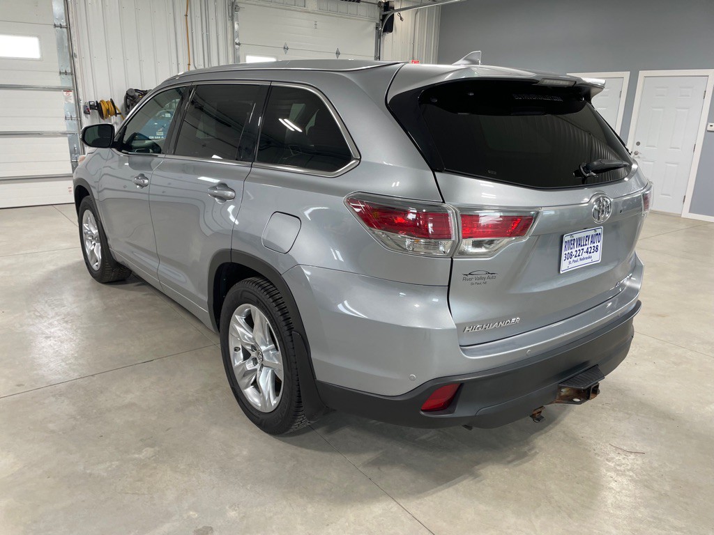 2016 Toyota Highlander Image 5