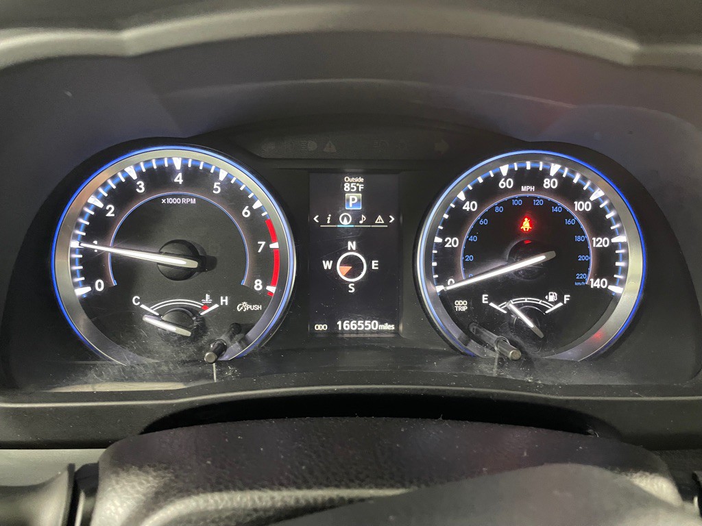 2016 Toyota Highlander Image 34