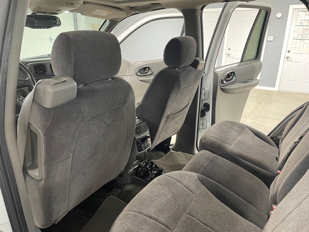 2004 Chevrolet Trailblazer Image 13