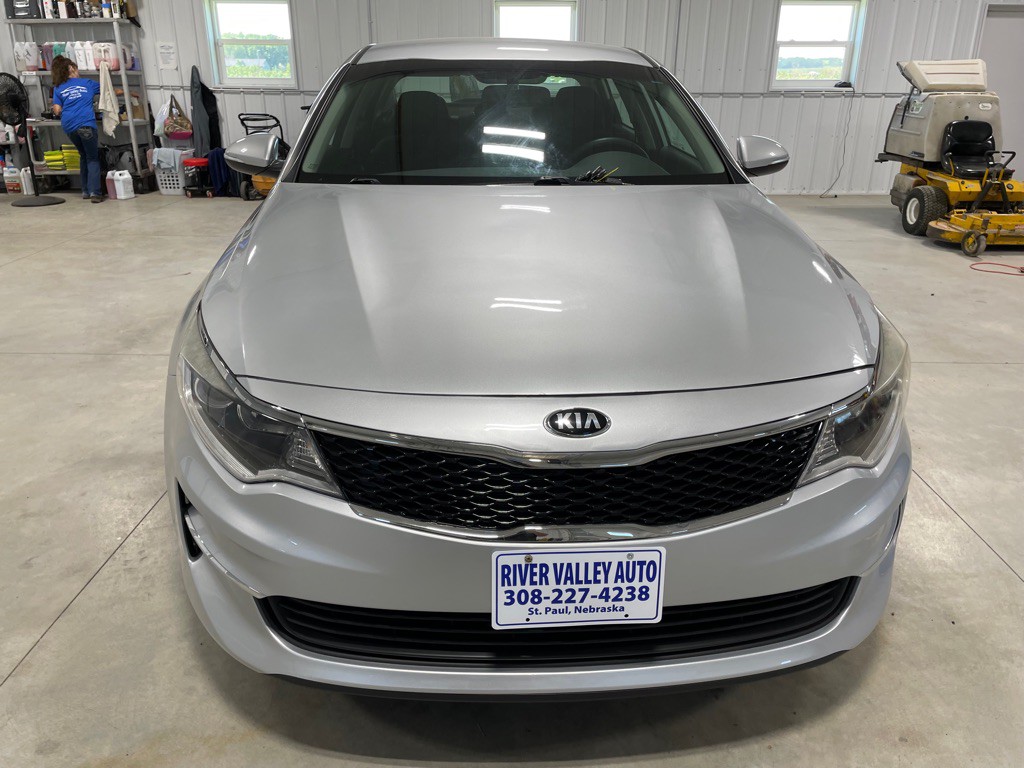 2018 Kia Optima Image 2