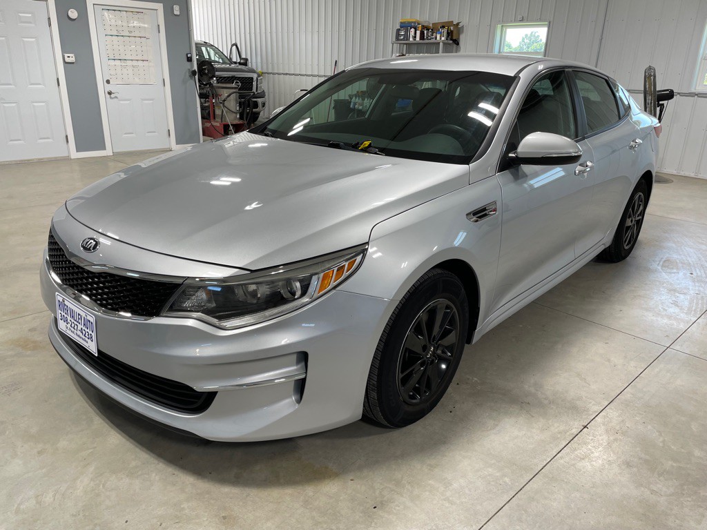 2018 Kia Optima Image 3