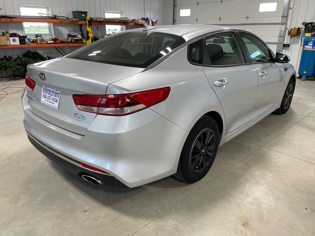 2018 Kia Optima Image 7