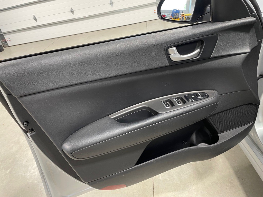 2018 Kia Optima Image 11