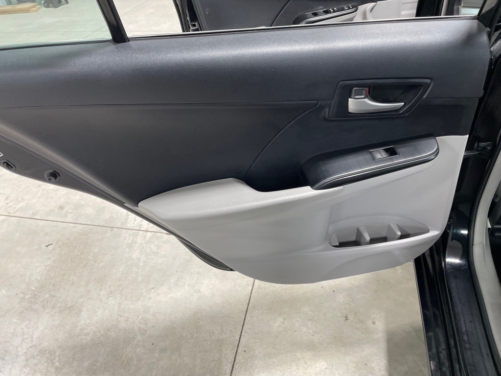 2014 Toyota Camry Image 15