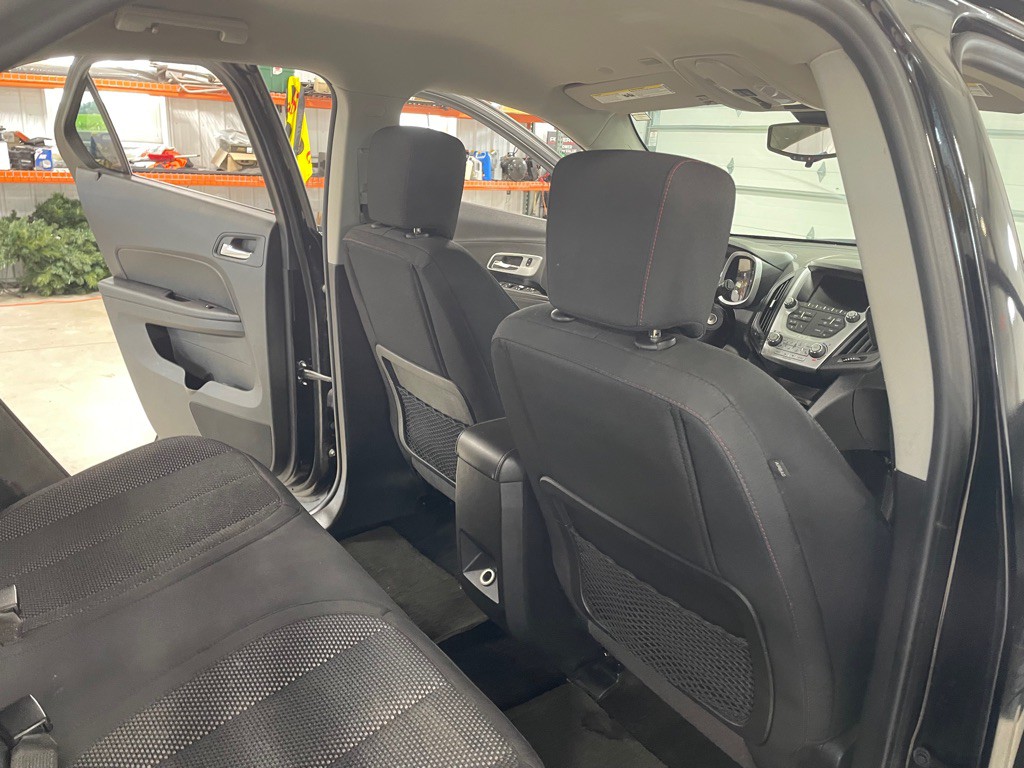 2017 Chevrolet Equinox Image 19
