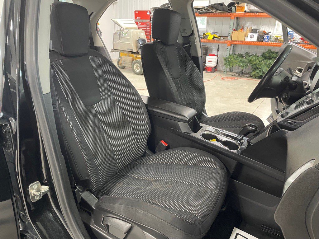 2017 Chevrolet Equinox Image 23
