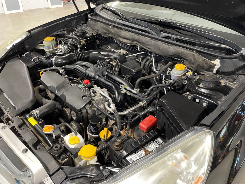 2013 Subaru Outback Image 36
