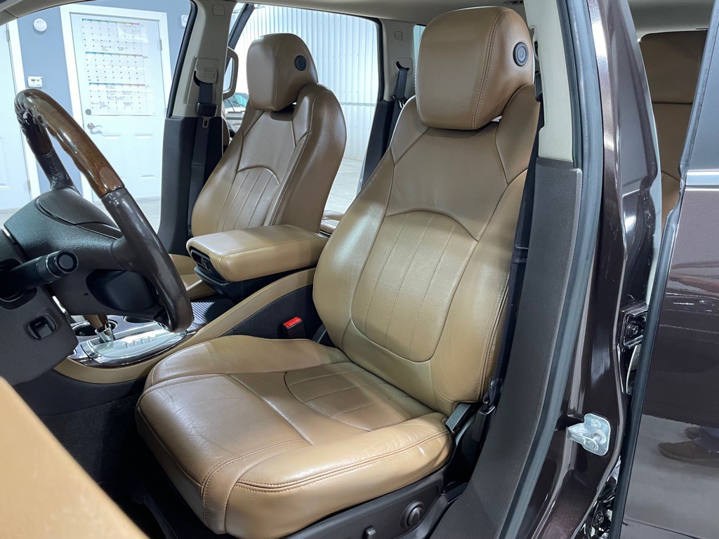 2015 Buick Enclave Image 10