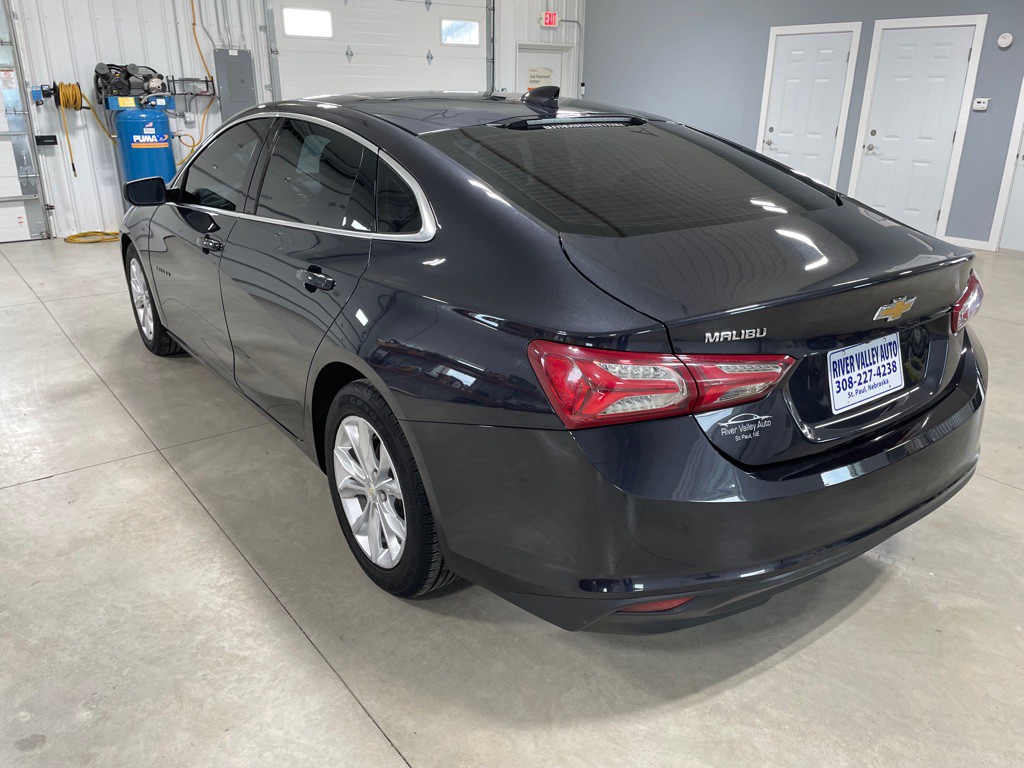 2022 Chevrolet Malibu Image 5