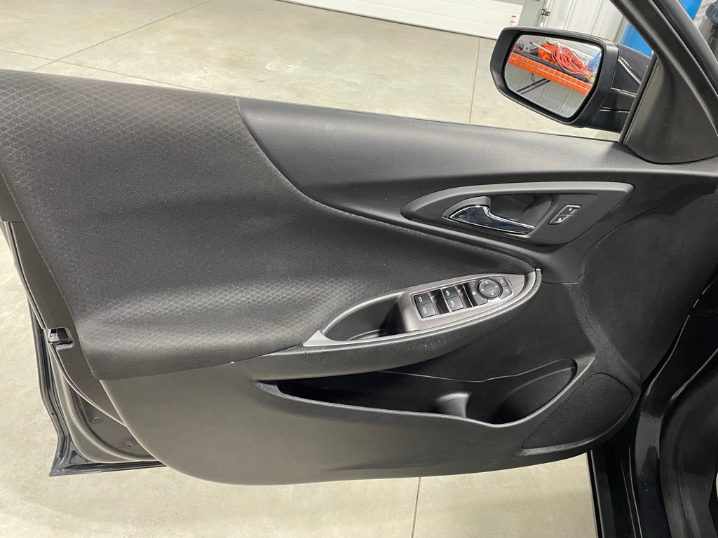 2022 Chevrolet Malibu Image 12