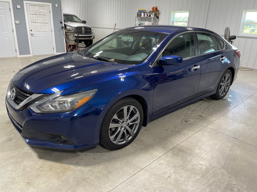 2018 Nissan Altima Image 3