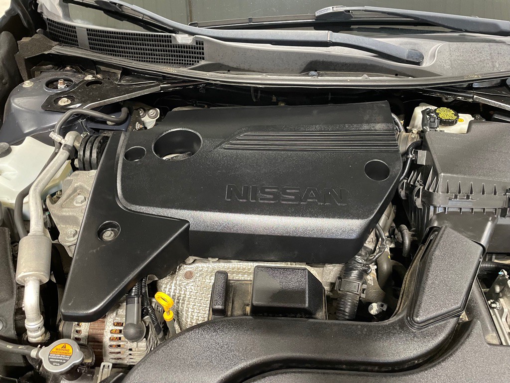 2018 Nissan Altima Image 32
