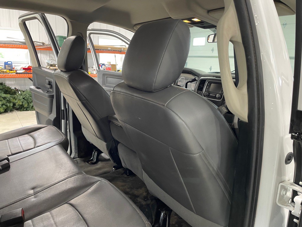 2015 RAM 1500 Image 18
