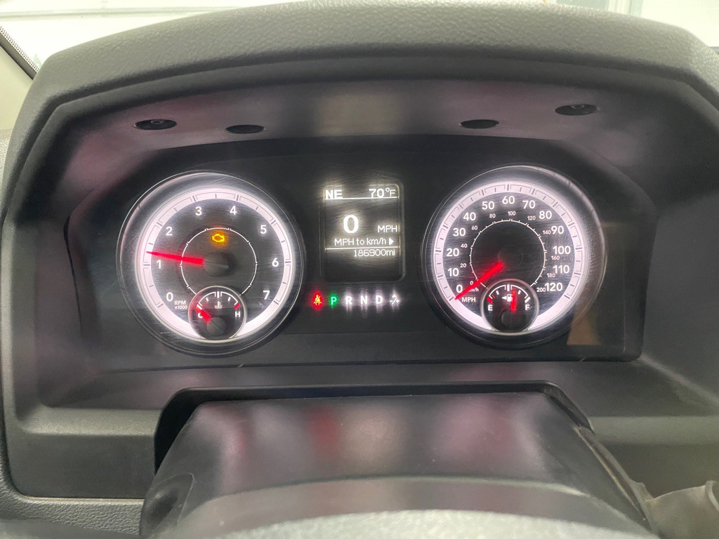 2015 RAM 1500 Image 26
