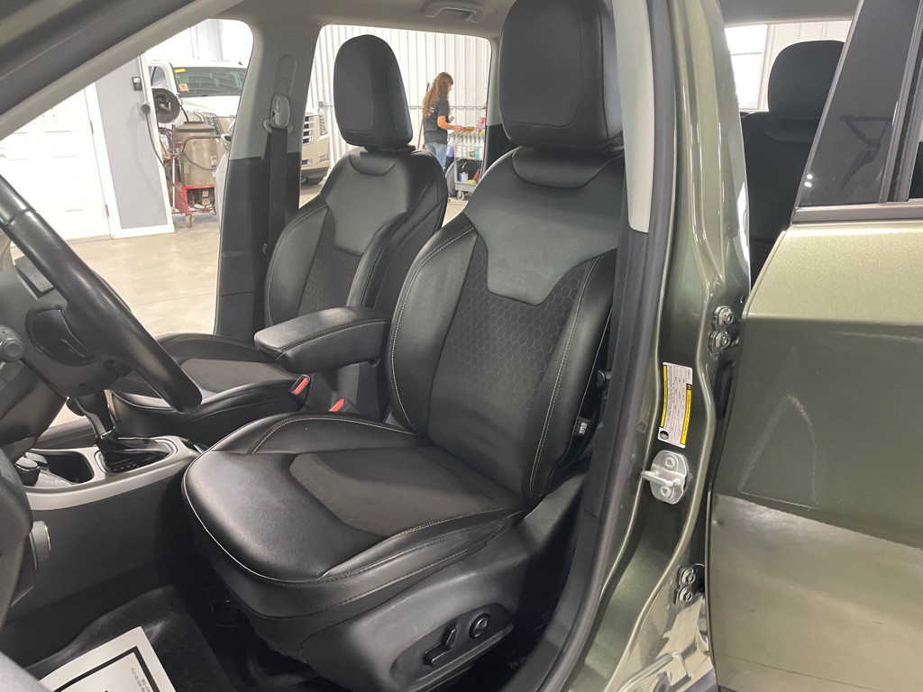 2020 Jeep Compass Image 10