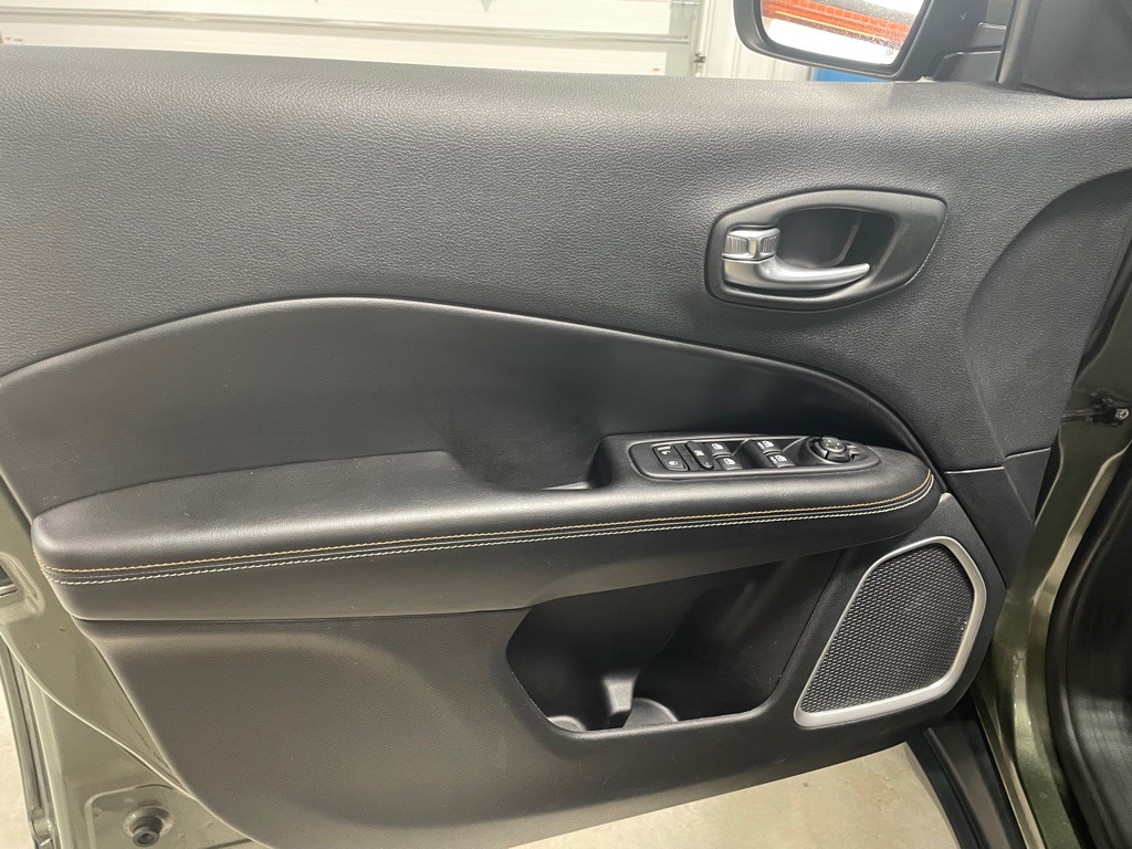 2020 Jeep Compass Image 12