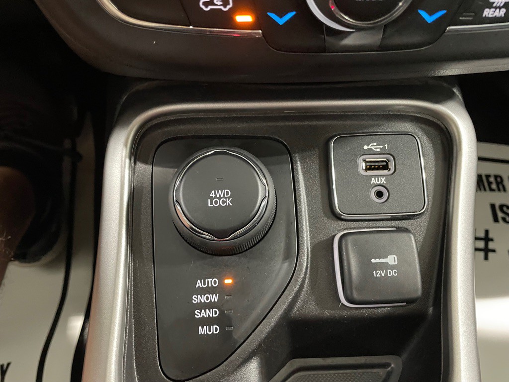 2020 Jeep Compass Image 32