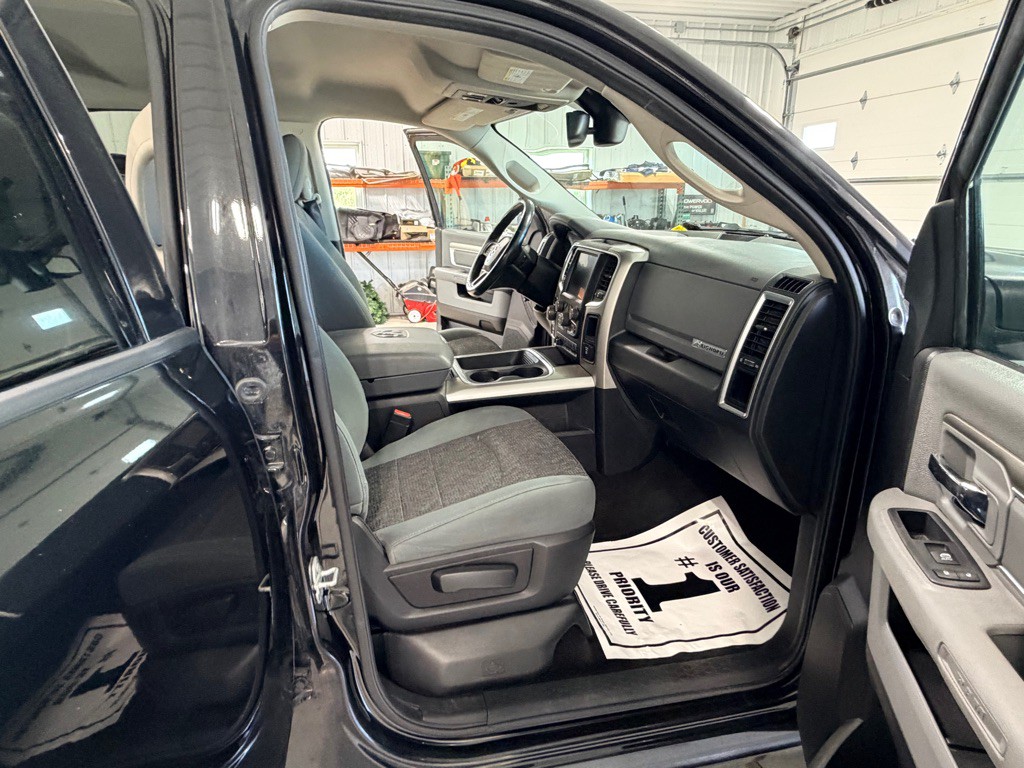 2016 RAM 1500 Image 21