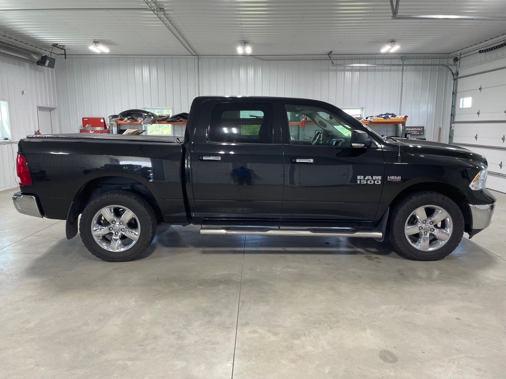 2016 RAM 1500 Image 8