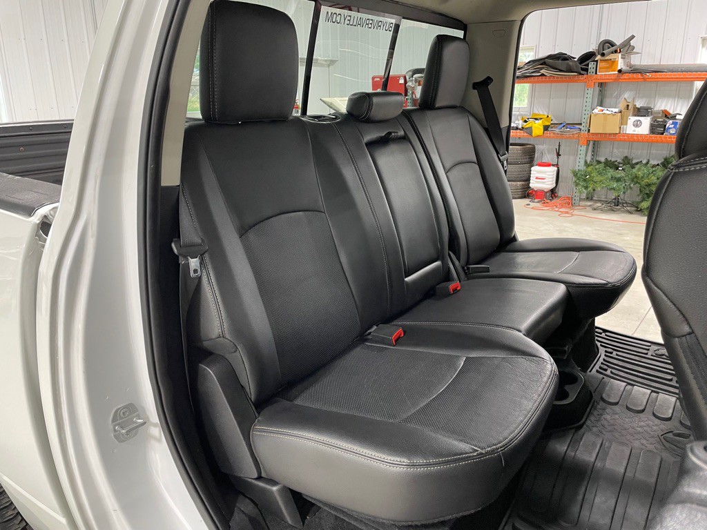 2015 RAM 1500 Image 18