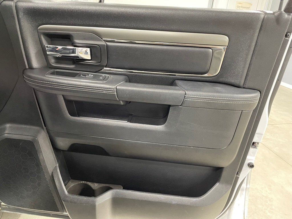 2015 RAM 1500 Image 25