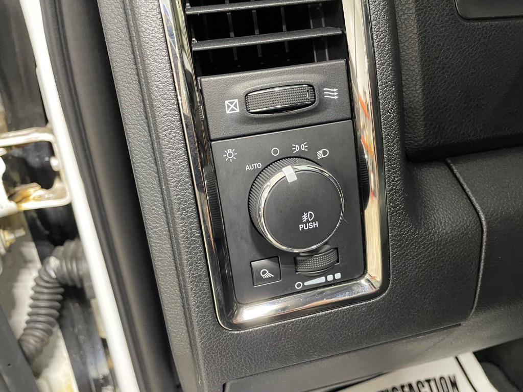 2015 RAM 1500 Image 26