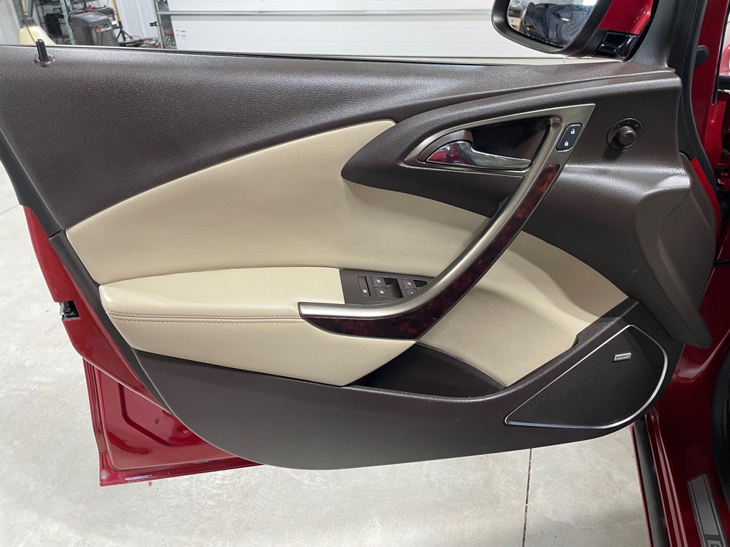 2016 Buick Verano Image 12