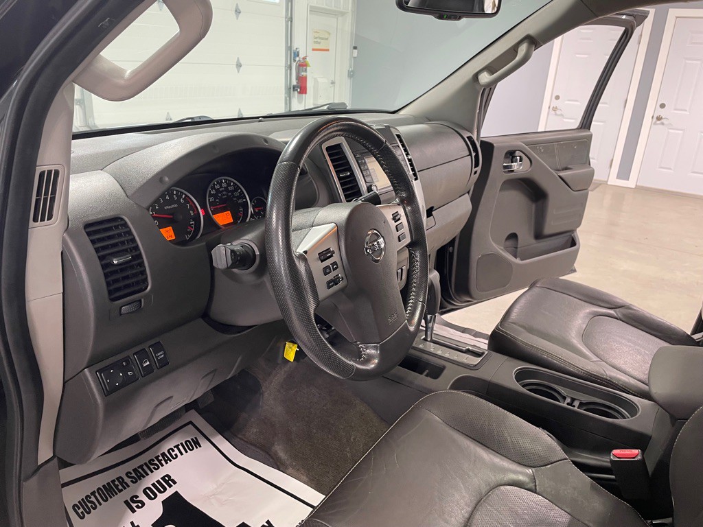 2015 Nissan Frontier Image 9