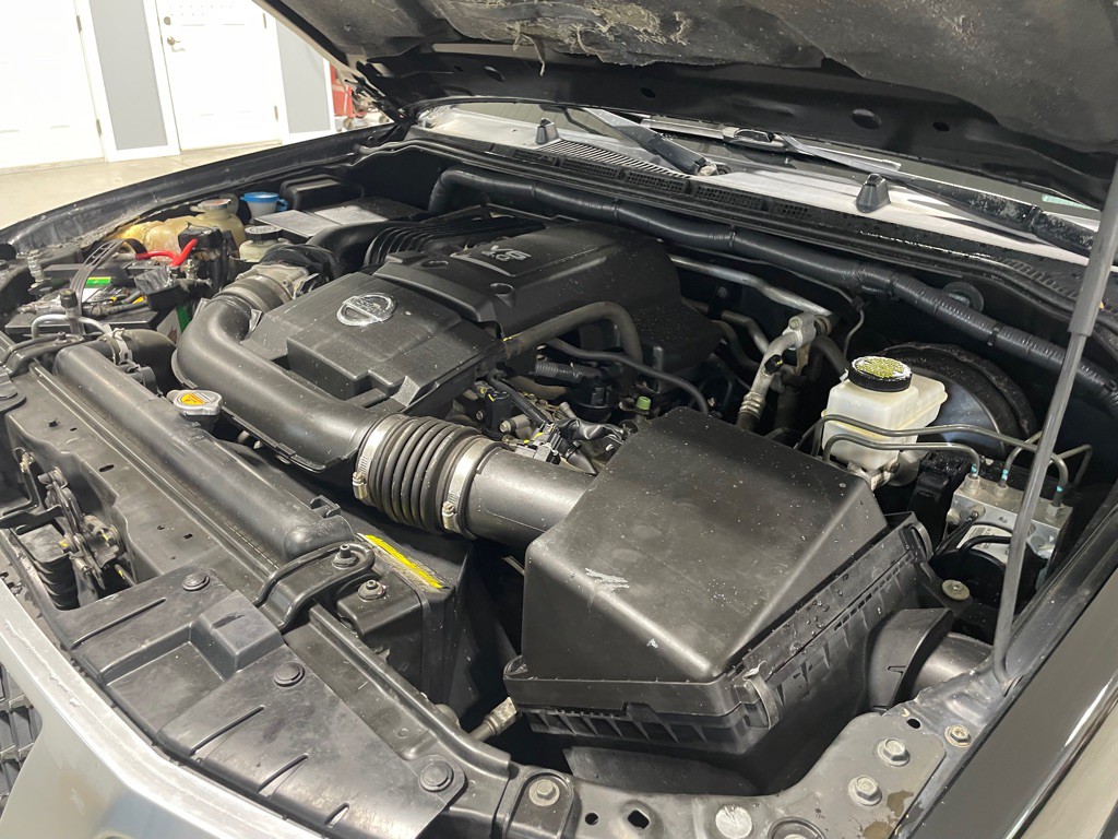2015 Nissan Frontier Image 36