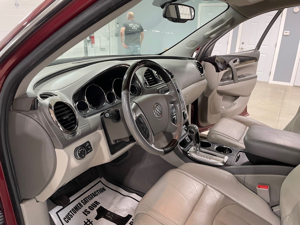 2015 Buick Enclave Image 9