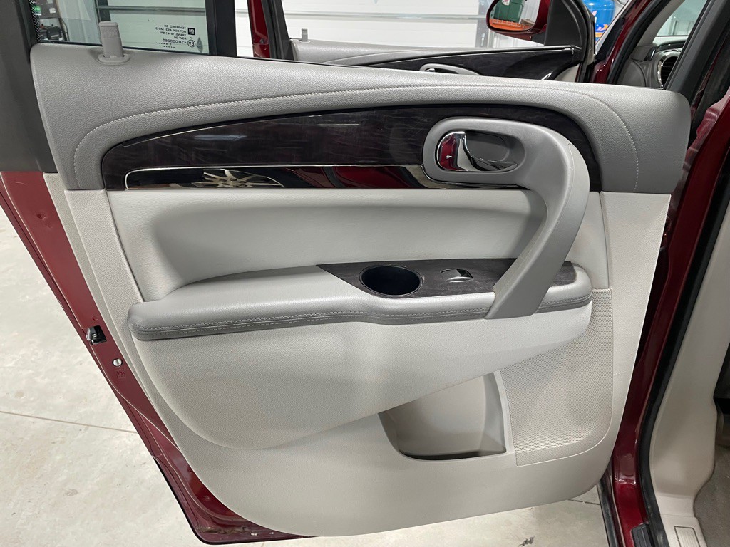 2015 Buick Enclave Image 17