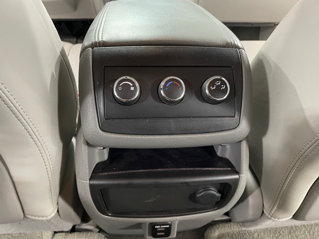 2015 Buick Enclave Image 24
