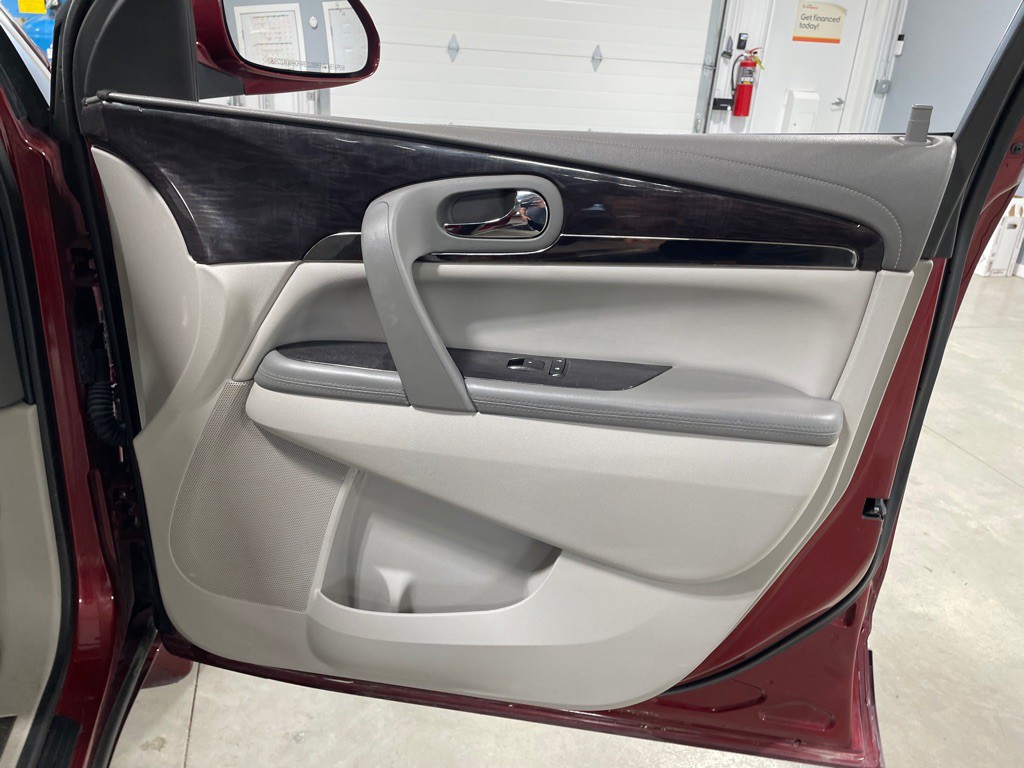 2015 Buick Enclave Image 30